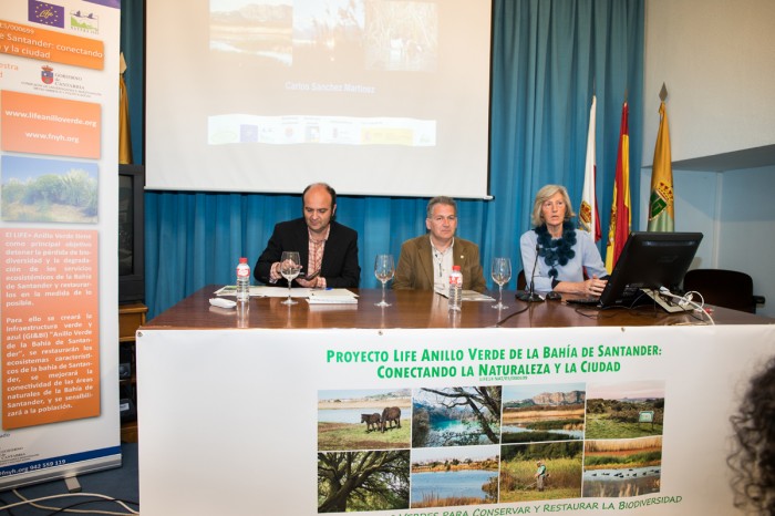 Workshop “Anillo Verde la Bahía de Santander: conectando la naturaleza y la ciudad” El coordinador del proyecto LIFE Anillo Verde, el Presidente de Fundacion Naturaleza y Hombre y la Directora del CEARC