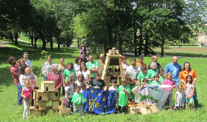 Haciendo biodiversidad por el 25 aniversario de la Red Natura 2000 El Robledal de Pontones acogió a voluntarios por el 25 aniversario de la Red Natura 2000 / LIFE.