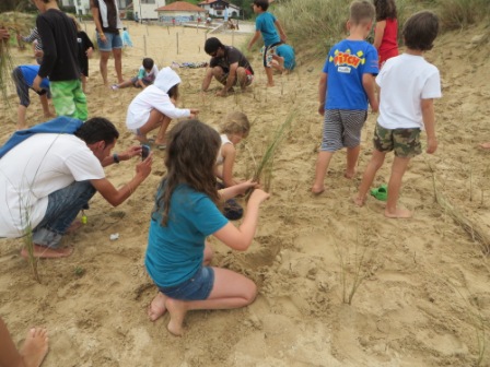 Los participantes destacaron la importancia de la colaboración de todos para cuidar las dunas